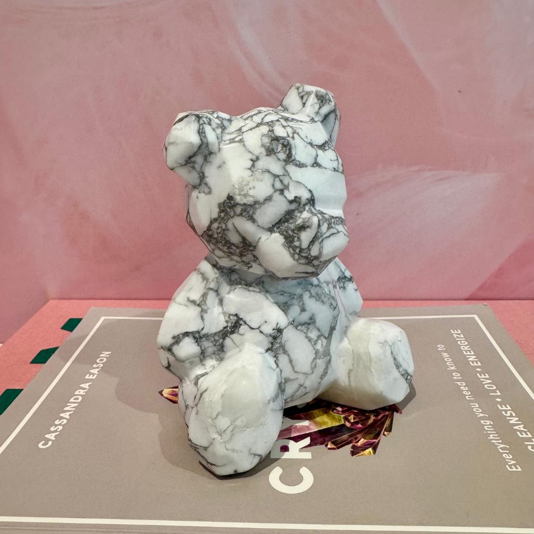 Howlite Bear No 3