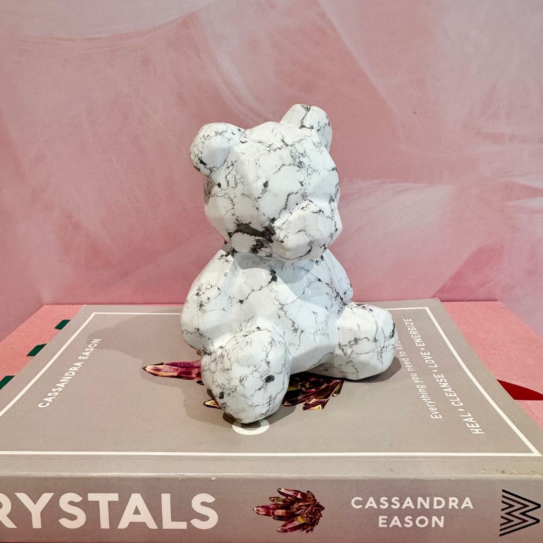 Howlite Bear No 1