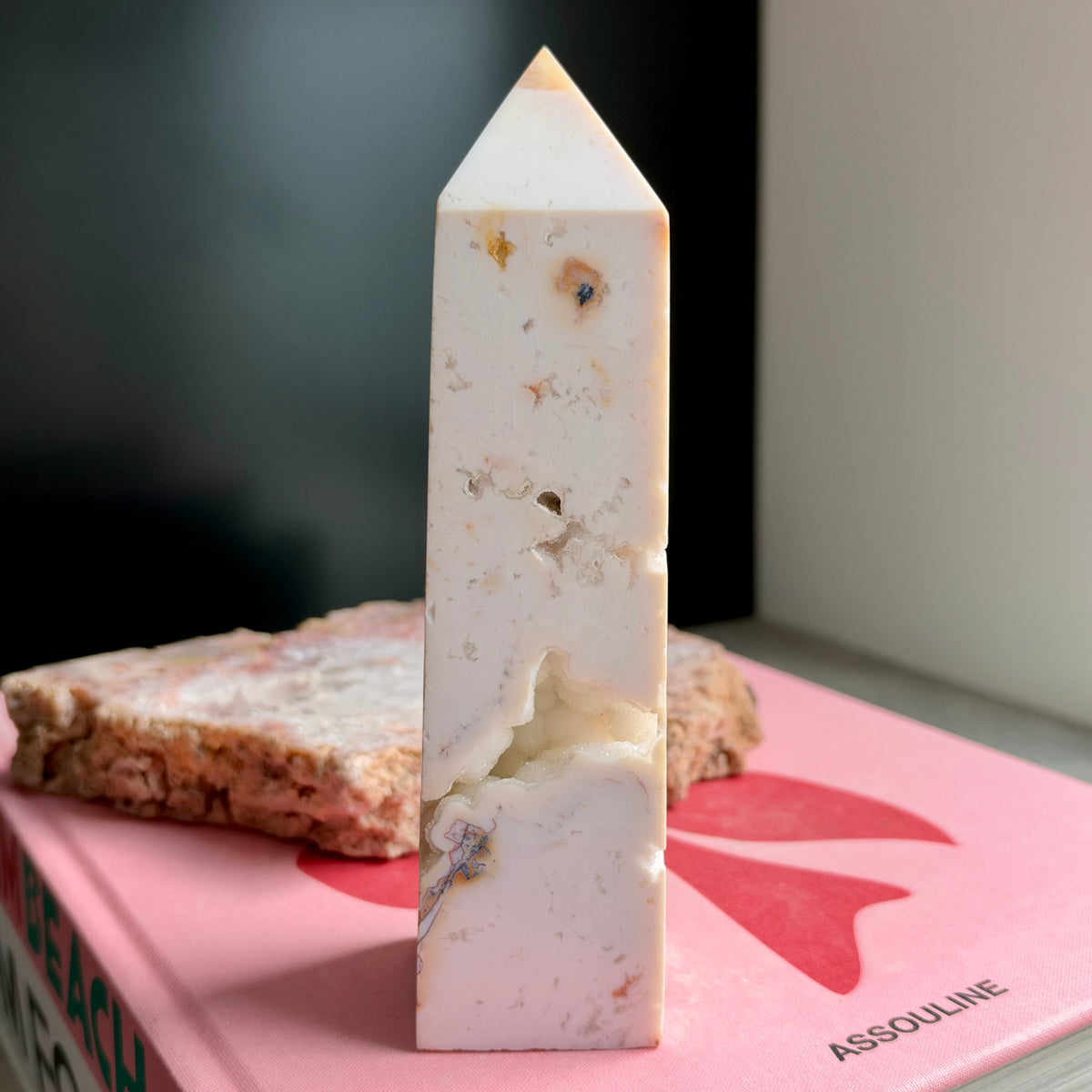 Druzy White Ocean Jasper Tower No 313