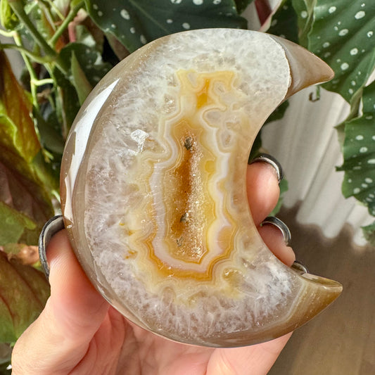 Druzy Agate Moon No 203