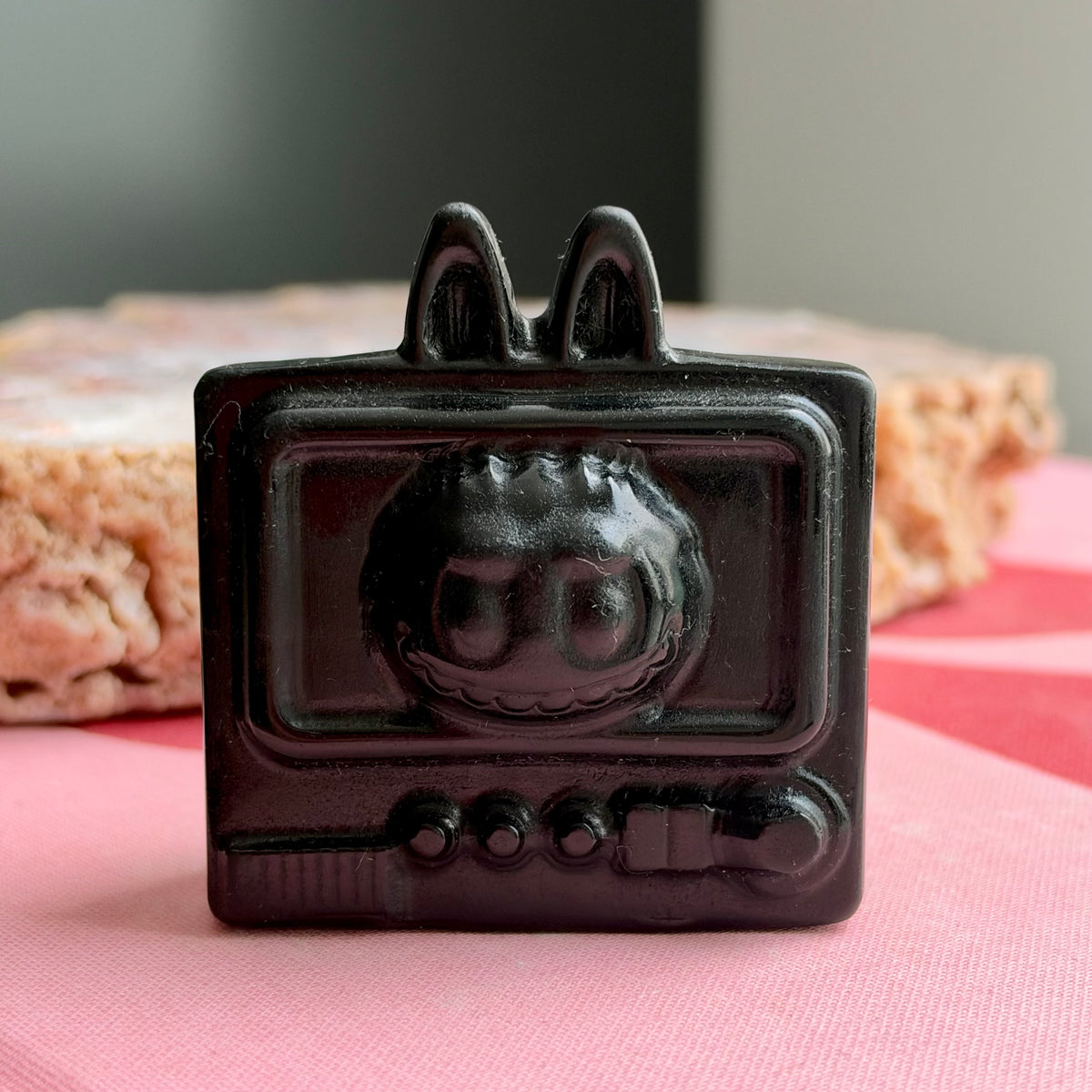 Obsidian TV Labubu