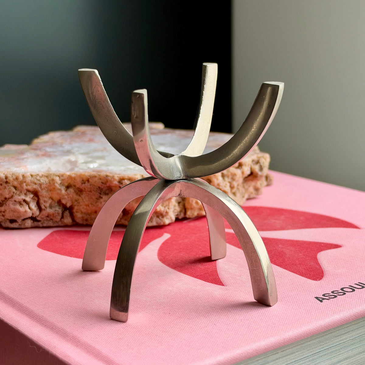 Large Silver Claw Stand