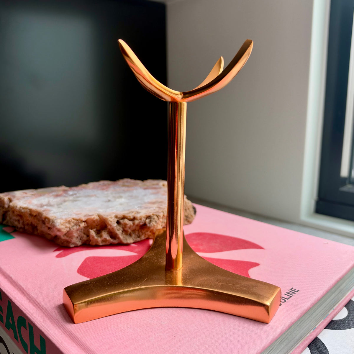 Medium Rose Gold Sphere Stand
