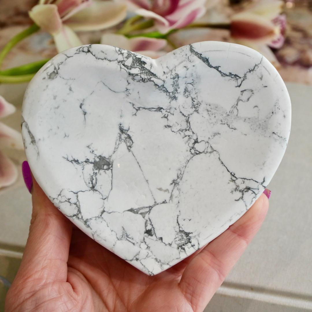 Howlite Heart Bowls