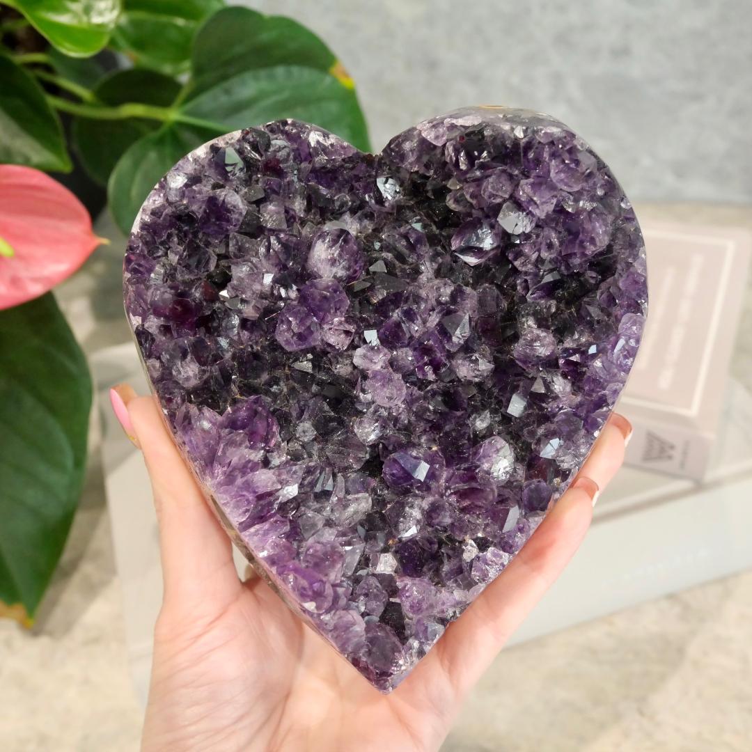 Amethyst Heart Cluster No 101