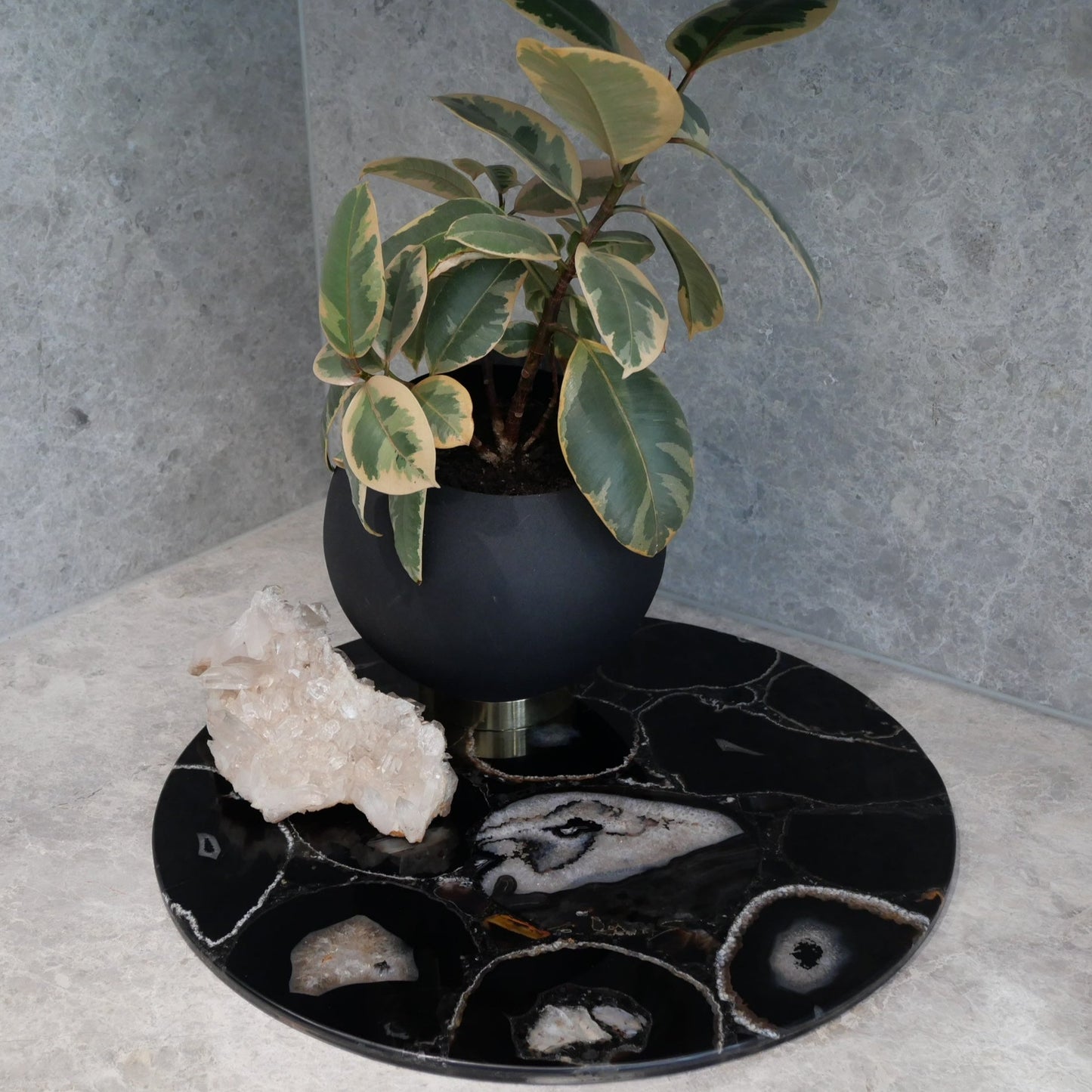 Black Agate Round 450mm Platter