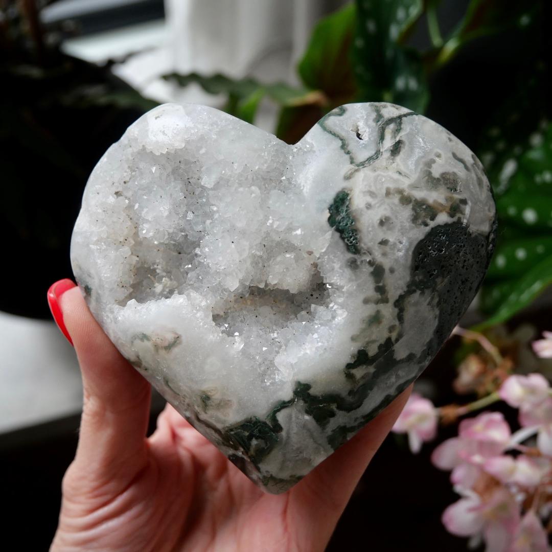 Druzy Moss Agate Heart No 108