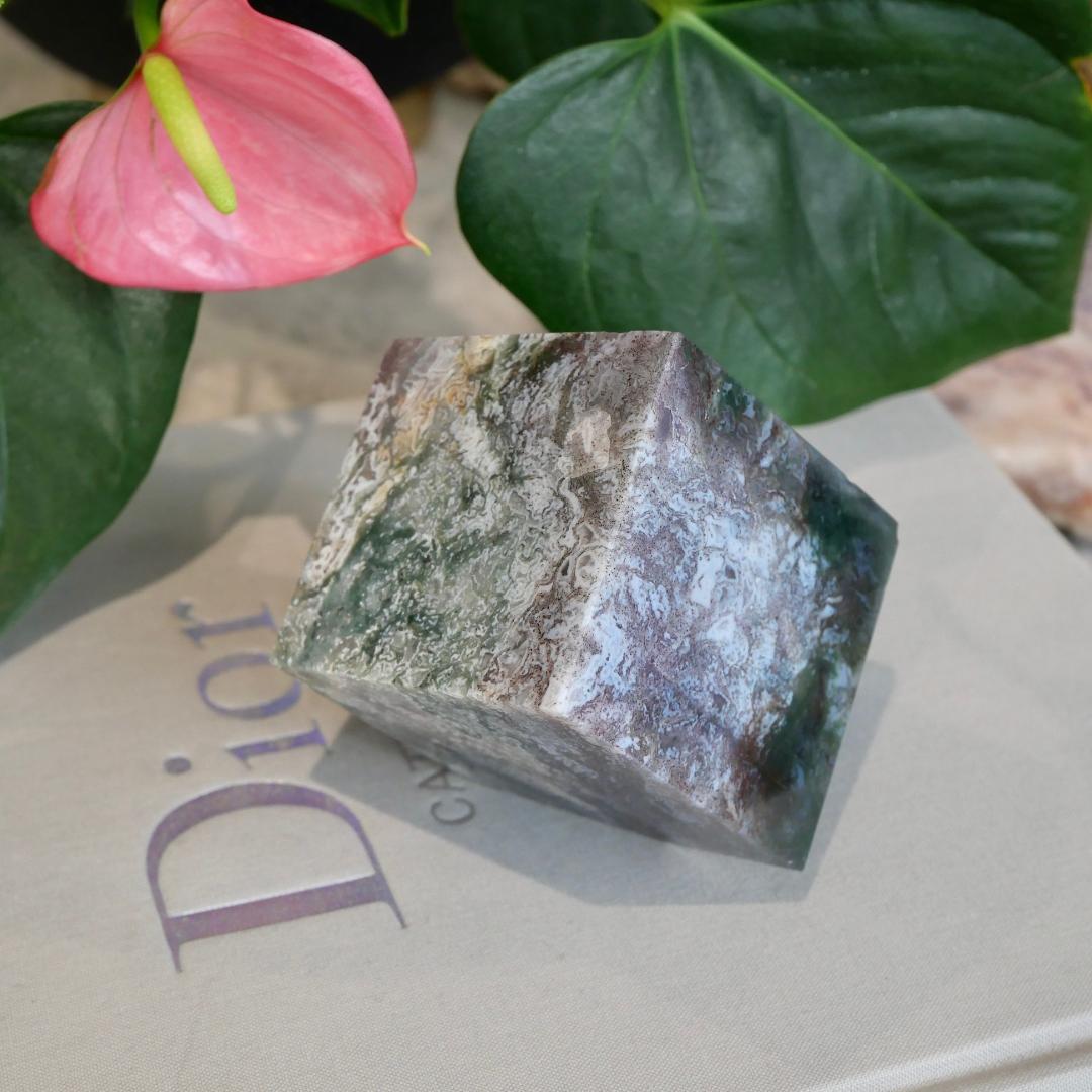 Moss Agate Jasper Cube No 170