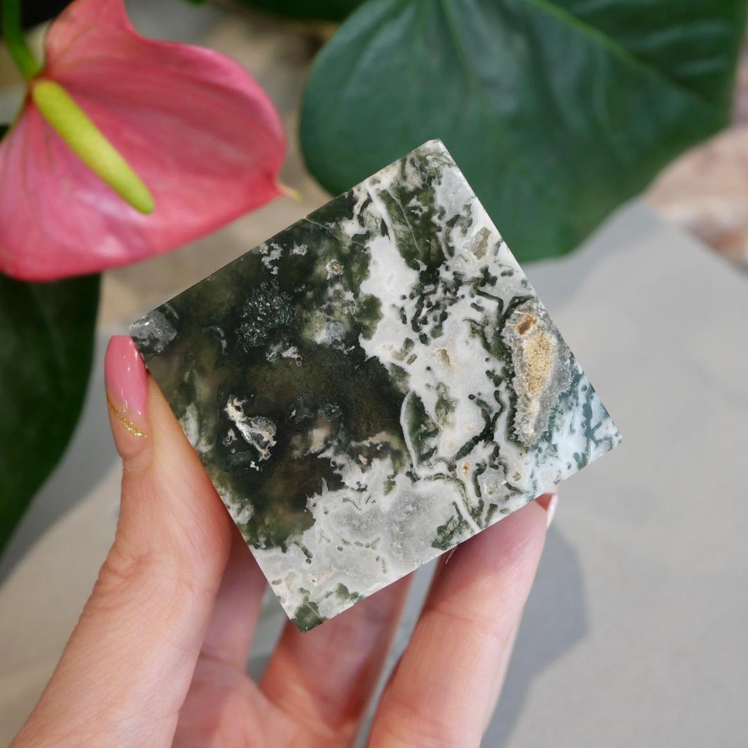 Moss Agate Cube No 358