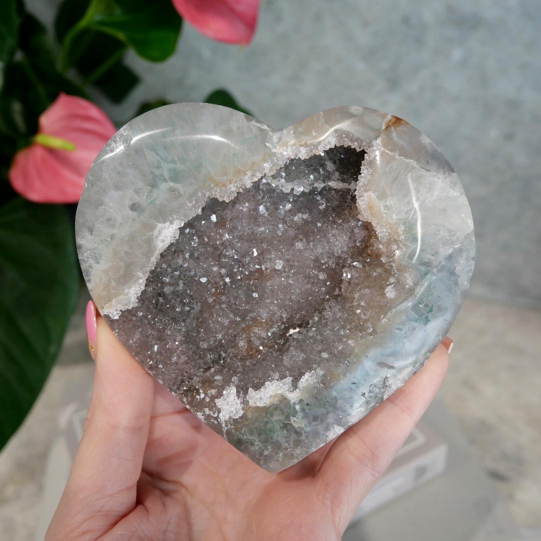 Quartz & Jasper Heart on Stand No 225