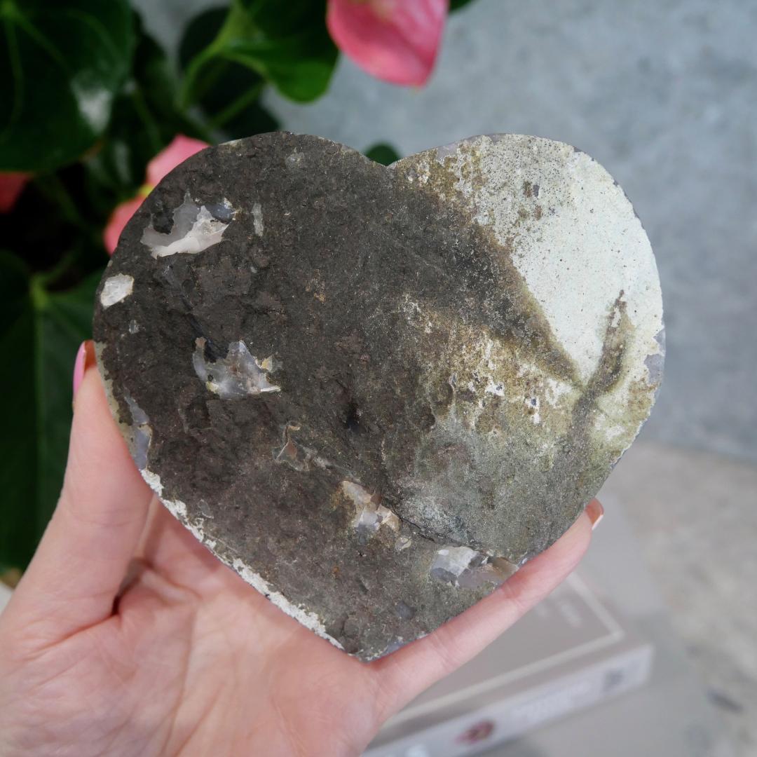 Quartz & Jasper Heart on Stand No 225