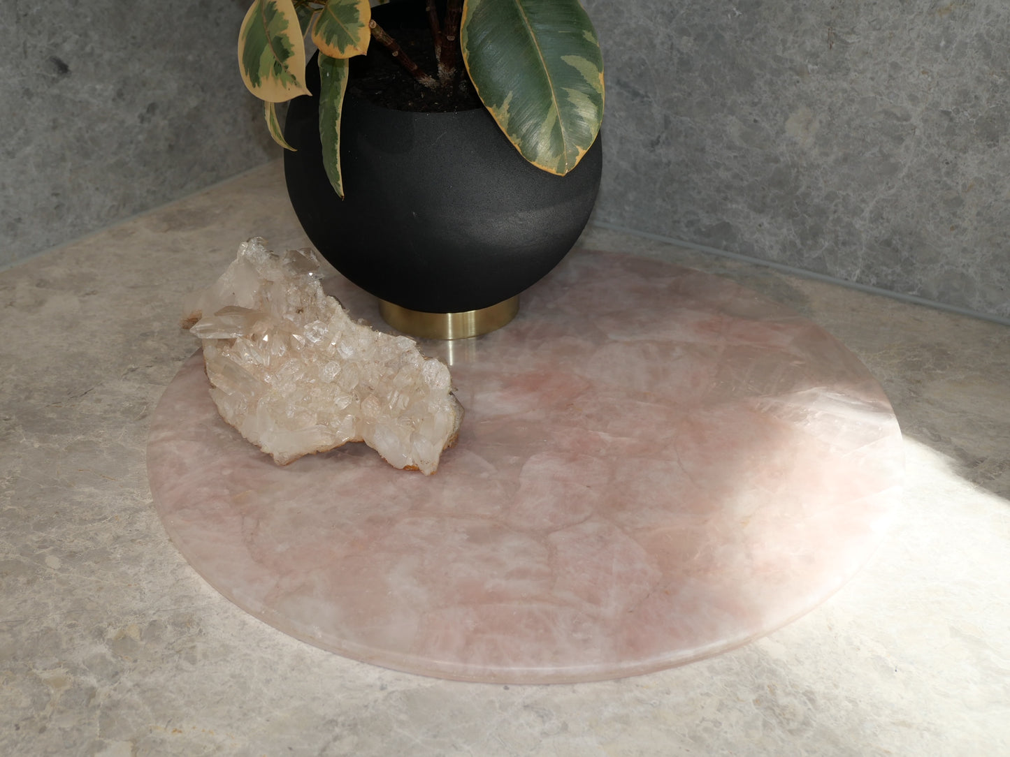 Rose Quartz Round 450mm Platter