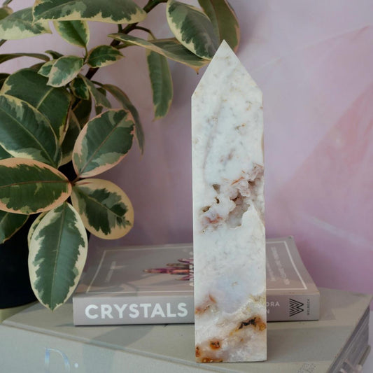 Druzy White Ocean Jasper Tower No 314